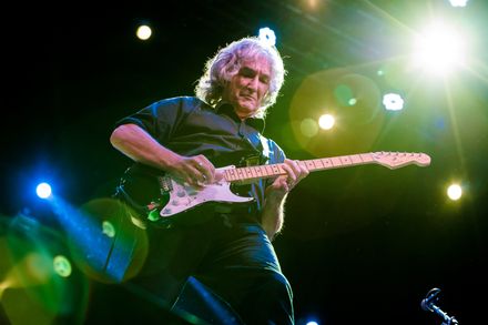 Dire Straits Legacy