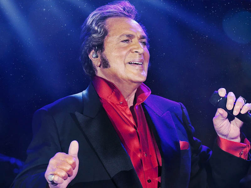 Engelbert Humperdinck at NYCB Theatre at Westbury